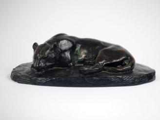 Vente aux enchères Antoine Louis BARYE. 'Jaguar dormant'. Bronze, fonte Barbedienne. Sign