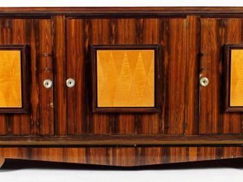 Jean FAURE. Enfilade en palissandre et citronnier, signée. 103 cm, 250