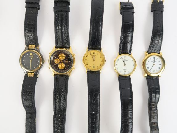 Lot 5 de montres : Dont deux signées Herbelin