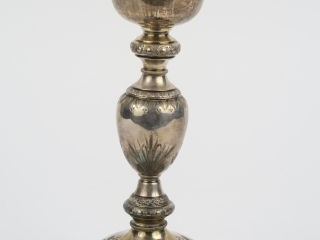 Calice en argent, poinçon Minerve, décor gravé de fleurs, de feuillage