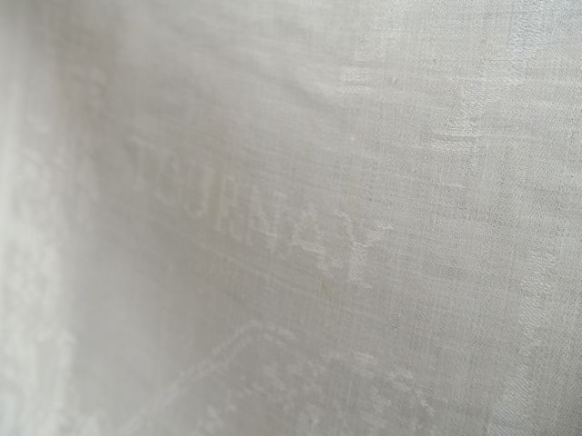 Nappe Louis XV damassée dite  de la bataille de Fontenoy, avec ses 12 