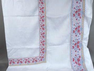 Nappe en lin, ourlet main, décor liteaux polychromes bleu,  rouge, saf