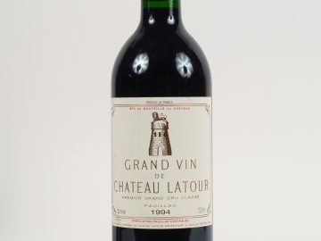 1 BOUTEILLE CHÂTEAU LATOUR 1er GCC PAUILLAC - 1994