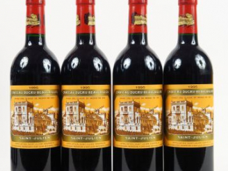Vente aux enchères 4 BOUTEILLES CHÂTEAU DUCRU BEAUCAILLOU GCC ST JULIEN - 1995
