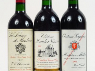 Vente aux enchères 3 BOUTEILLES : 1 CHÂTEAU POUJEAUX MOULIS 1993 - 1 LA DAME DE MONTROSE 