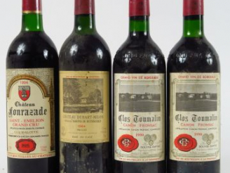 Vente aux enchères 4 BOUTEILLES : 1 CHÂTEAU DUHART MILON GCC PAUILLAC 1984 HEP - 1 CHÂTEA