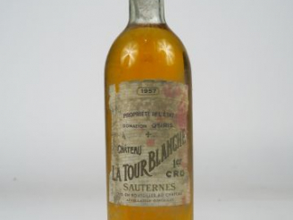 Vente aux enchères 1 BOUTEILLE CHÂTEAU LA TOUR BLANCHE 1er CC SAUTERNES - 1957 - BG/ELA/B