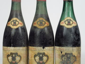 3 BOUTEILLES GEVREY CHAMBERTON CAVES DE LA REINE PEDAUQUE - 1937 - 1 à