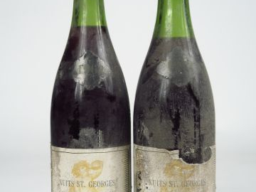 2 BOUTEILLES NUITS ST GEORGES ROSSIGNEUX - 1962 - 1 à 3 CM/1 à 4,5 CM/