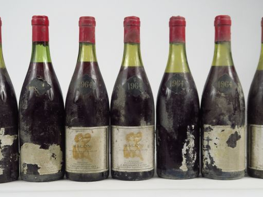 7 BOUTEILLES MACON ROSSIGNEUX - 1964 - 2 à 3 CM/2 à 4 CM/2 à 5 CM/1 à 