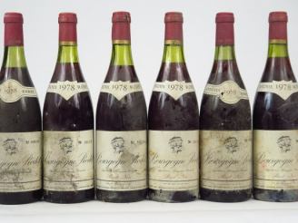 Vente aux enchères 6 BOUTEILLES BOURGOGNE A. RODET - 1978 - 3 CM/ES/ELA