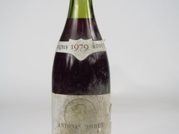 1 BOUTEILLE NUITS ST GEORGES A. RODET - 1979 - 3 CM/ETA