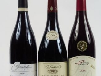 Vente aux enchères 3 BOUTEILLES : 1 VOLNAY 1er CRU 'CLOS DES 60 OUVREES' LA POUSSE D'OR 2