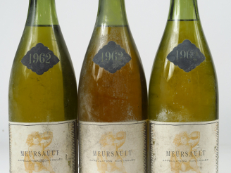 Vente aux enchères 3 BOUTEILLES MEURSAULT ROSSIGNEUX - 1962 - 3 CM/BS/ES