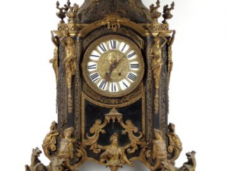 Vente aux enchères Grand cartel de style Louis XIV en marqueterie Boulle, très riche orne