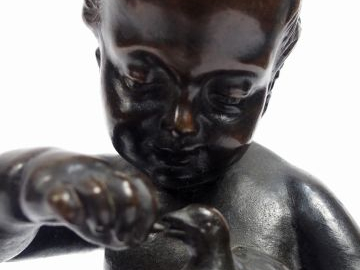 Ecole française début XIXème. Sculpture en bronze à patine brune "L'am