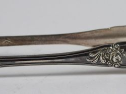 Vente aux enchères Pelle à sucre Napoléon III de style Rocaille en argent, poinçon Minerv