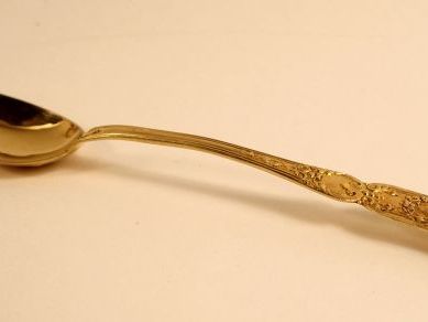 12 cuillères à thé et pince à sucre Napoléon III de style Louis  XVI e