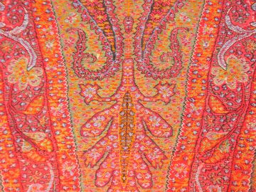 Grand châle indien XIXème en cachemire (troué) Dim. 305 x 140 cm