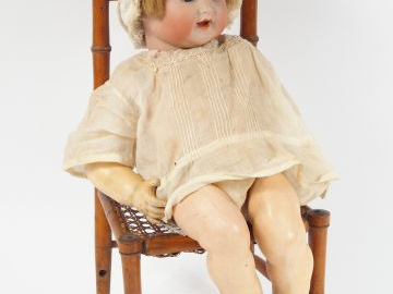 Bébé de caractère allemande tête porcelaine K et R Simon et Halbig, mo