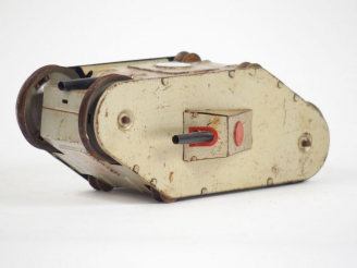 Vente aux enchères Tank ou engin blindé de marque américaine Marx, fonctionnant, une seul