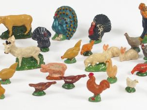 Vente aux enchères La Ferme JRD en composition : le fermier, 2 fermières, les animaux : 3