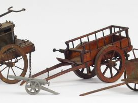 Vente aux enchères Lot de 2 attelages en bois dont un avec pompe, époque indéterminée : 3
