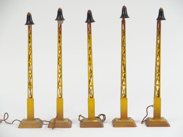 Lot de 5 lanternes en bel état d'usage, Marklin 13453