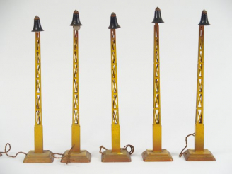 Vente aux enchères Lot de 5 lanternes en bel état d'usage, Marklin 13453