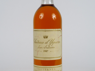 Vente aux enchères 1 BOUTEILLE CHÂTEAU YQUEM 1er CCS SAUTERNES - 1987 - BG