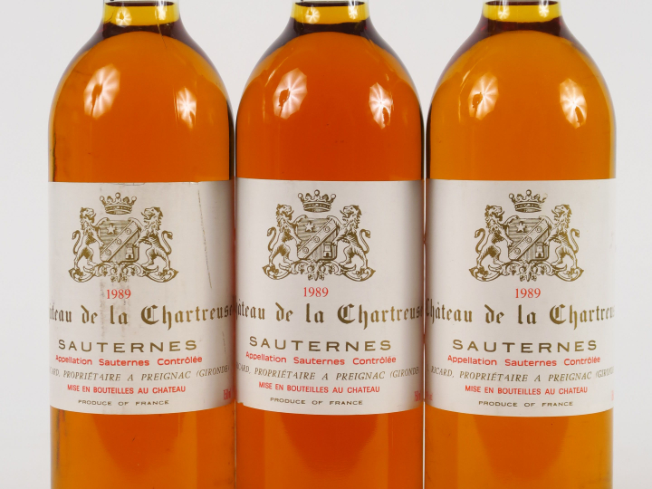 3 BOUTEILLES CHÂTEAU DE LA CHARTREUSE SAUTERNES - 1989 - BG+