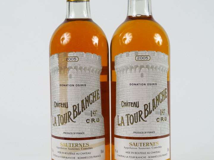 2 BOUTEILLES CHÂTEAU LA TOUR BLANCHE 1er CC SAUTERNES - 2005 - 1 ET/1 
