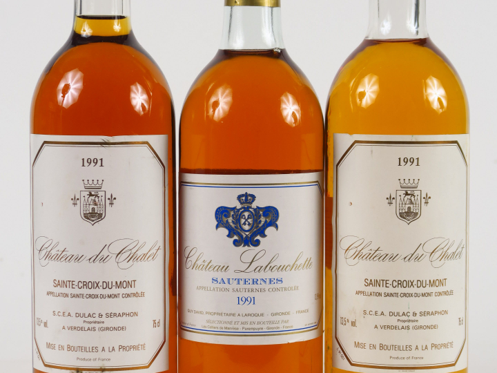 3 BOUTEILLES 1991 : 1 CHÂTEAU LABOUCHETTE SAUTERNES BG - 2 CHÂTEAU DU 