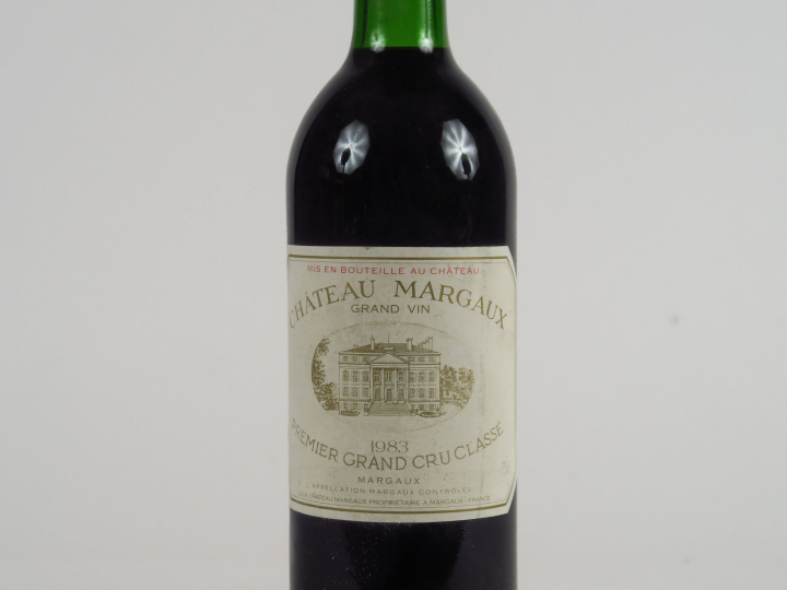 1 BOUTEILLE CHATEAU MARGAUX 1er GCC MARGAUX - 1983 - BG