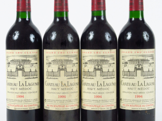 Vente aux enchères 4 BOUTEILLES CHÂTEAU LA LAGUNE GCC HAUT MEDOC 1994