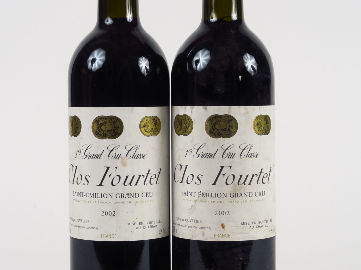2 BOUTEILLES CLOS FOURTET 1er GCC ST EMILION - 2002 - BG/1 ELF