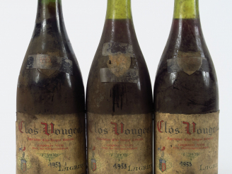 Vente aux enchères 3 BOUTEILLES CLOS VOUGEOT LAGRIVE - 1953 - 3 CM/ES/PRESUMEES