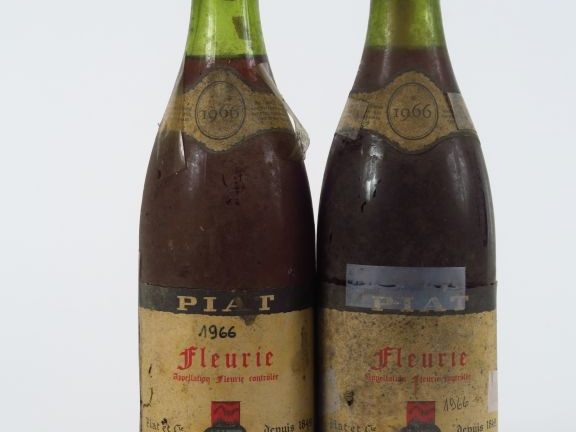 2 BOUTEILLES FLEURIE PIAT - 1966 - 3 CM/3,5 CM/EA
