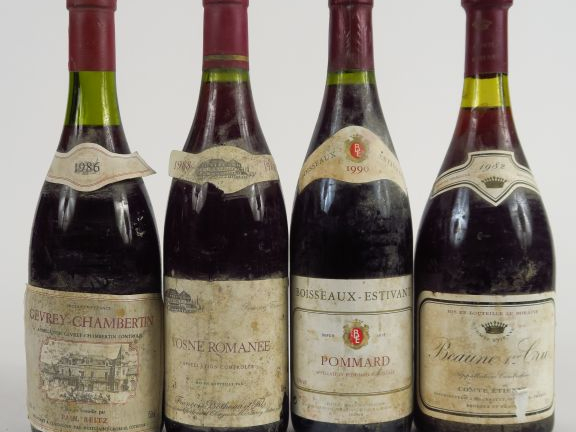 4 BOUTEILLES : 1 POMMARD BOISSEAU ESTIVANT 1990 BS - 1 VOSNE ROMANEE 1