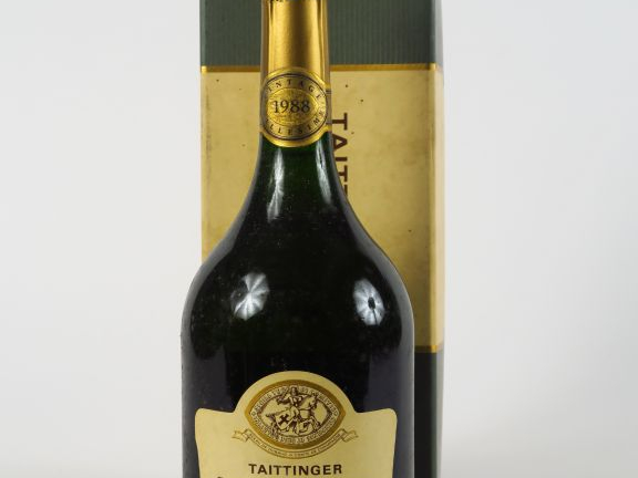 1 BOUTEILLE CHAMPAGNE TAITTINGER COMTES DE CHAMPAGNE - 1988 - COFFRET