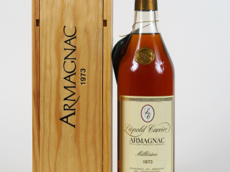 Vente aux enchères 1 BOUTEILLE ARMAGNAC L. CARRERE - 1973 - COFFRET