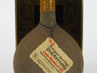 Vente aux enchères 1 BOUTEILLE ARMAGNAC XO 'HORS D'AGE' CUVEE BERNARD VII DUCASTAING - CO