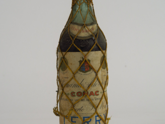 Vente aux enchères 1 VIEILLE BOUTEILLE CONAC 'CENTENARIO' TERRY