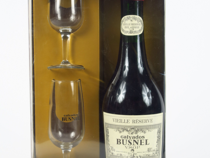 1 BOUTEILLE CALVADOS 'VIEILLE RESERVE' BUSNEL - COFFRET