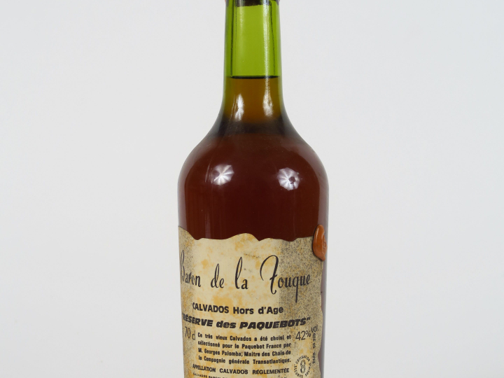 1 BOUTEILLE CALVADOS HORS D'AGE 'RESERVE DES PAQUEBOTS' BARON DE LA TO