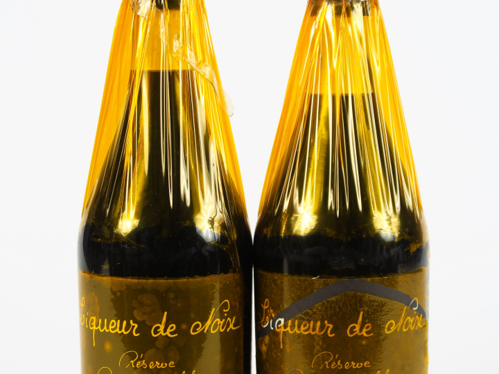 2 BOUTEILLES LIQUEUR DE NOIX RAMOND   FILS
