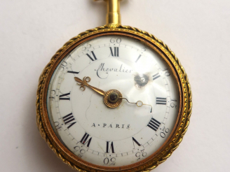 Vente aux enchères Montre de gousset XVIIIe en or, cadran et mécanisme signés Chevalier à