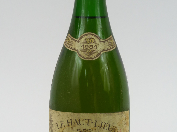 1 BOUTEILLE VOUVRAY 'LE HAUT LIEU' SEC HUET - 1984 - 3,5 CM