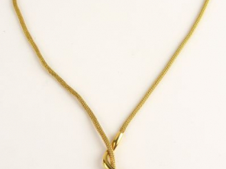 Vente aux enchères Collier en or, maille tressée. Poids : 16,7 g