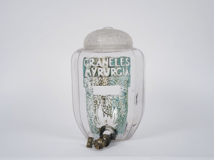 MYRURGIA - Maison créée en 1916 à Barcelone (Espagne) - Fontaine pour 